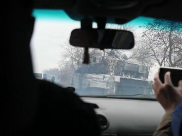 Convoy que evacúa a españoles en Ucrania