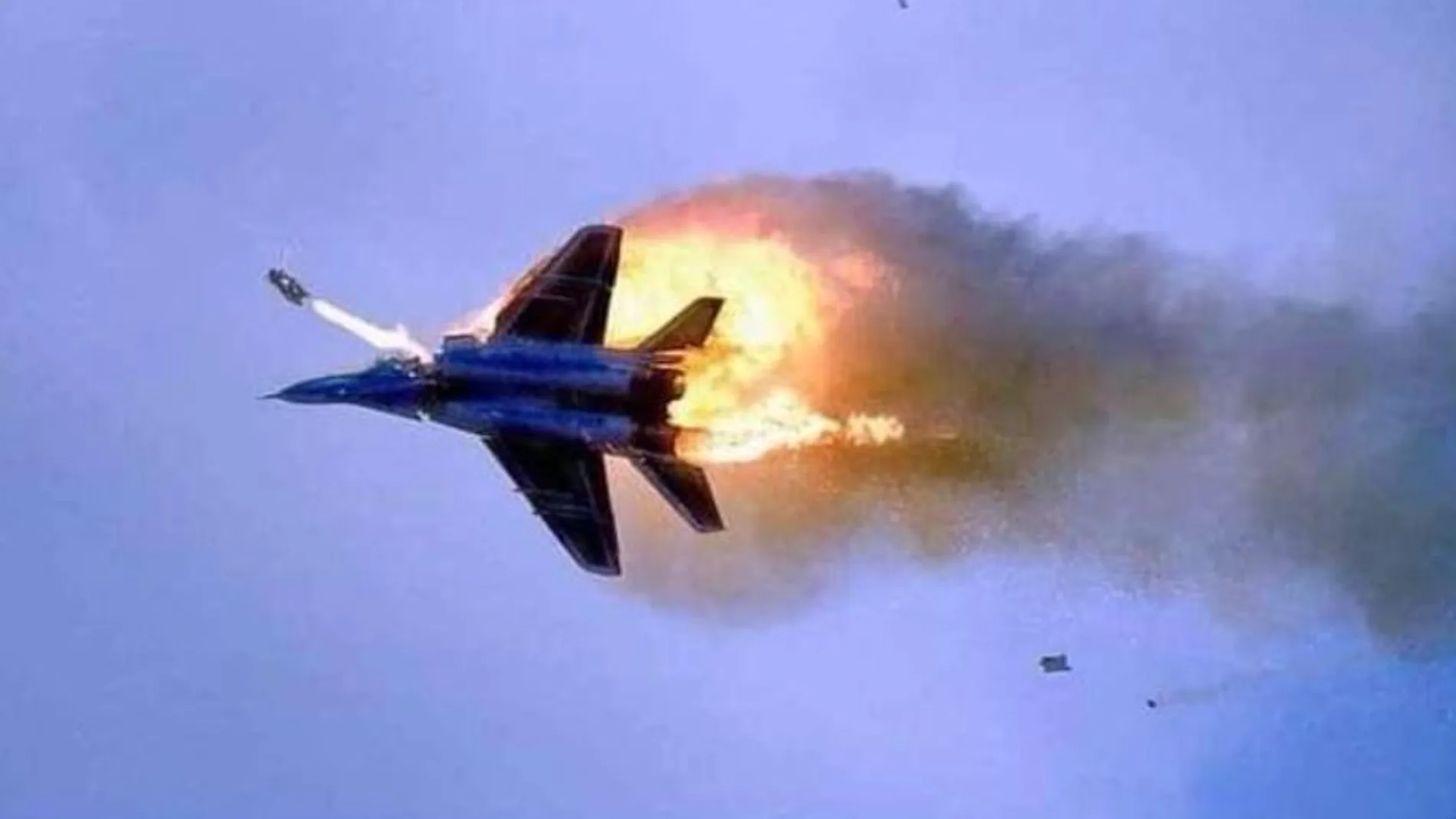 La imagen que circula en redes sociales sobre el supuesto avión ucraniano derribado por un misil ruso