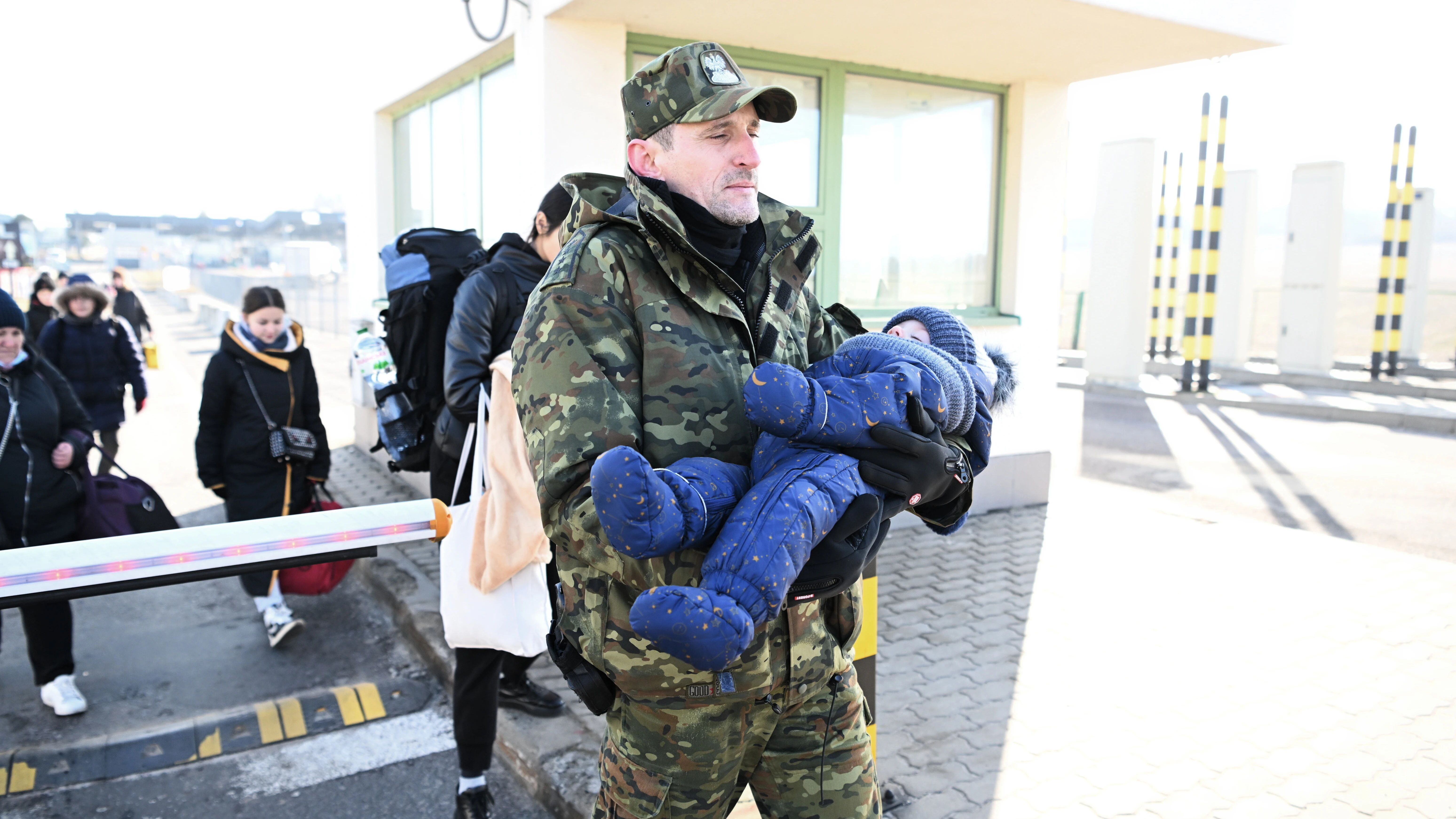 Familias españolas se movilizan para acoger a niños ucranianos que huyen de la guerra Familias españolas se movilizan para acoger a niños ucranianos que huyen de la guerra