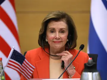 Condenado el asaltante del Capitolio que se fotografió con el atril de Nancy Pelosi Condenado el asaltante del Capitolio que se fotografió con el atril de Nancy Pelosi