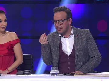 Àngel Llàcer valora emocionado a su alumna predilecta: “Eres la concursante a la que más puntos le he dado” Àngel Llàcer valora emocionado a su alumna predilecta: “Eres la concursante a la que más puntos le he dado”
