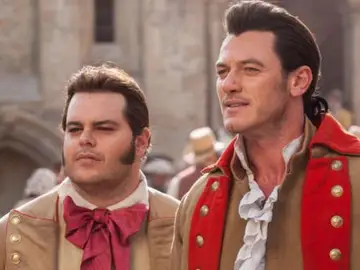Josh Gad y Luke Evans en 'La Bella y la Bestia' Josh Gad y Luke Evans en 'La Bella y la Bestia'