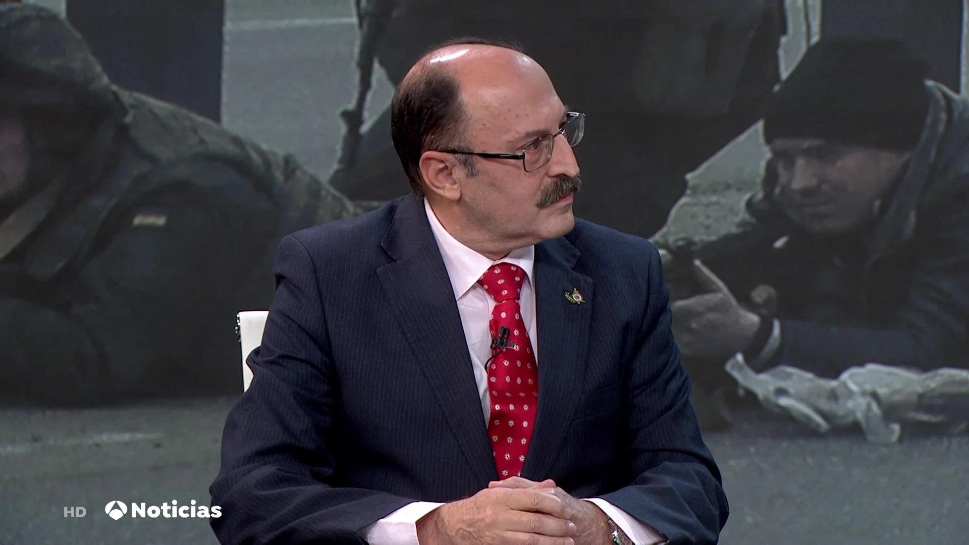 El análisis del general del Ejército del Aire Juan Antonio Moliner sobre Rusia: "El deseo de paz de Occidente es una debilidad" El análisis del general del Ejército del Aire Juan Antonio Moliner sobre Rusia: "El deseo de paz de Occidente es una debilidad"