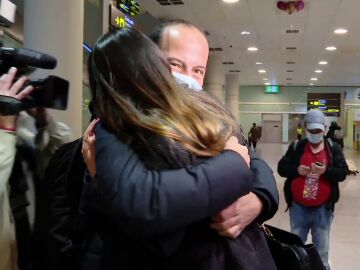 Lluís Cortés, a su llegada al aeropuerto