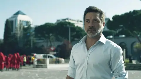 Enrique Arce en 'La Casa de Papel' Enrique Arce en 'La Casa de Papel'