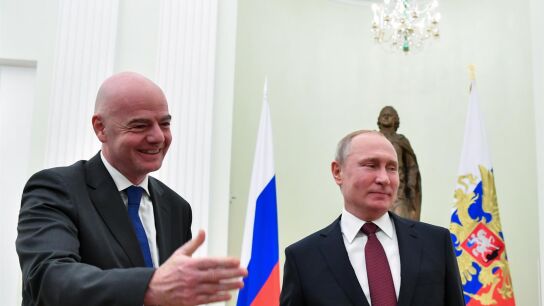 Gianni Infantino y Vladimir Putin