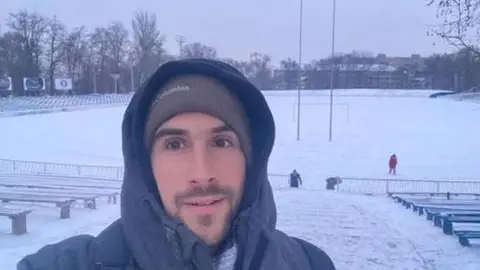 El jugador de balonmano Carlos Molina El jugador de balonmano Carlos Molina