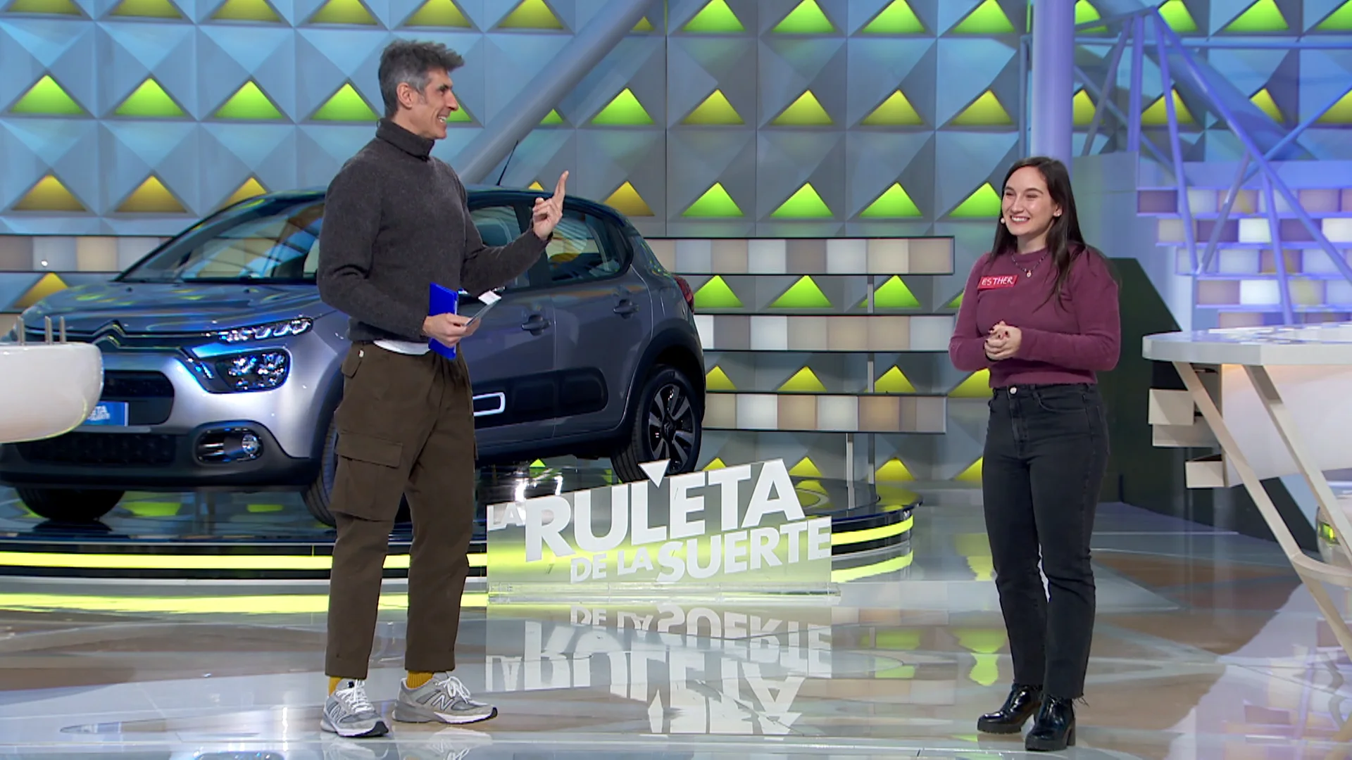 Jorge Fern&aacute;ndez flipa con la suerte de Esther tras la Gran Final: &ldquo;&iexcl;Dos paneles y 12.050 euros!&rdquo; 