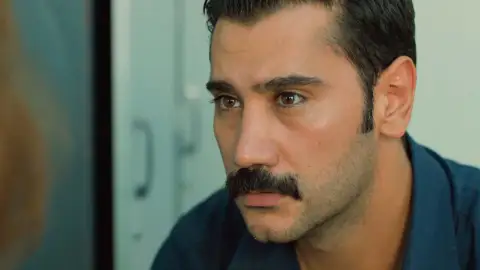 "Adnan es tu hijo" "Adnan es tu hijo"