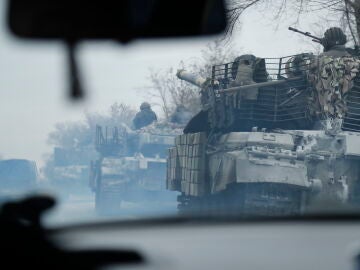 Qué significa la letra Z en los camiones y tanques rusos en Ucrania
