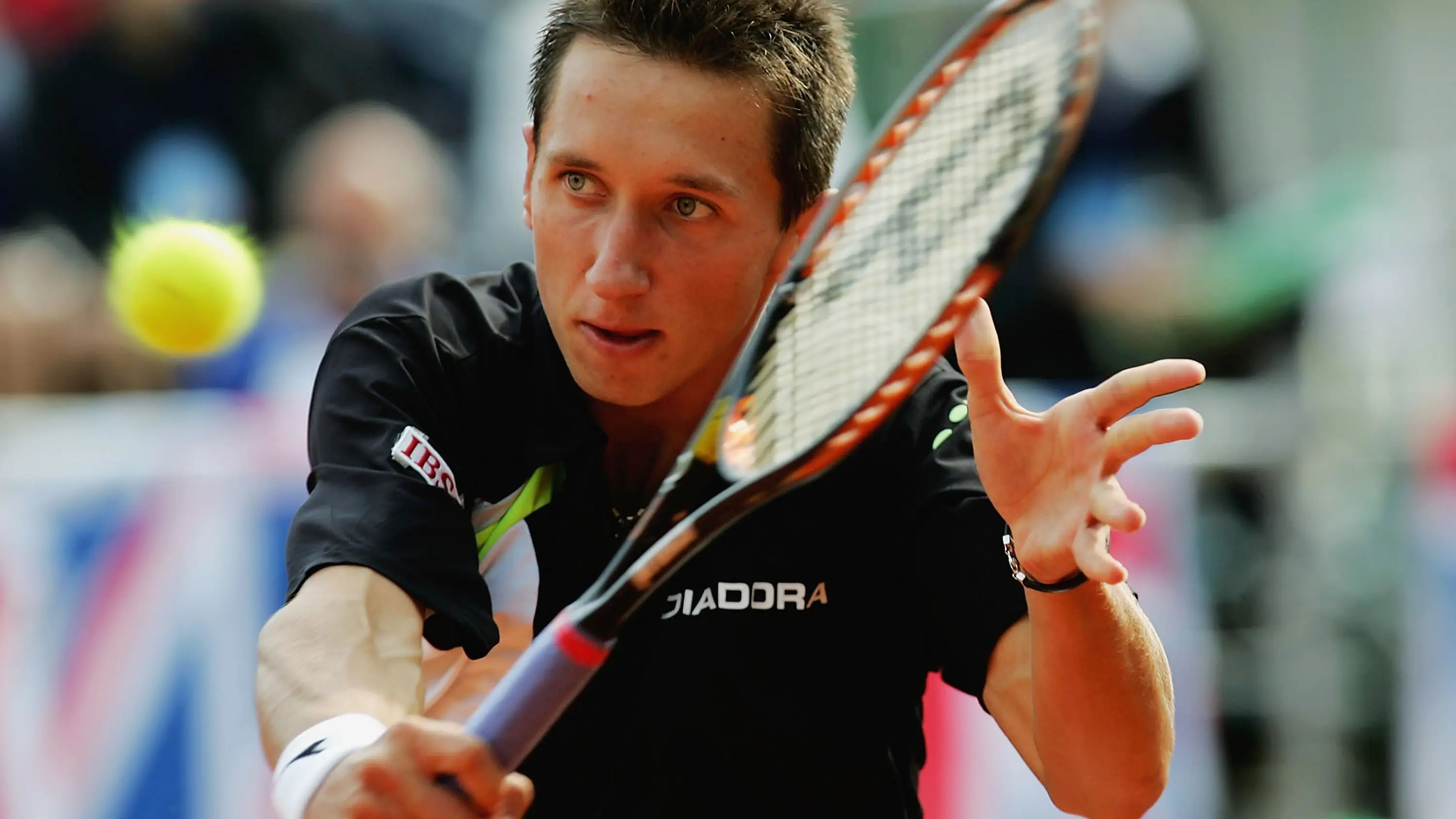 Stakhovsky, ex nº 31 de la ATP, se une al ejército ucraniano: "Tengo tres hijos y estoy en Kiev con una pistola" Stakhovsky, ex nº 31 de la ATP, se une al ejército ucraniano: "Tengo tres hijos y estoy en Kiev con una pistola"