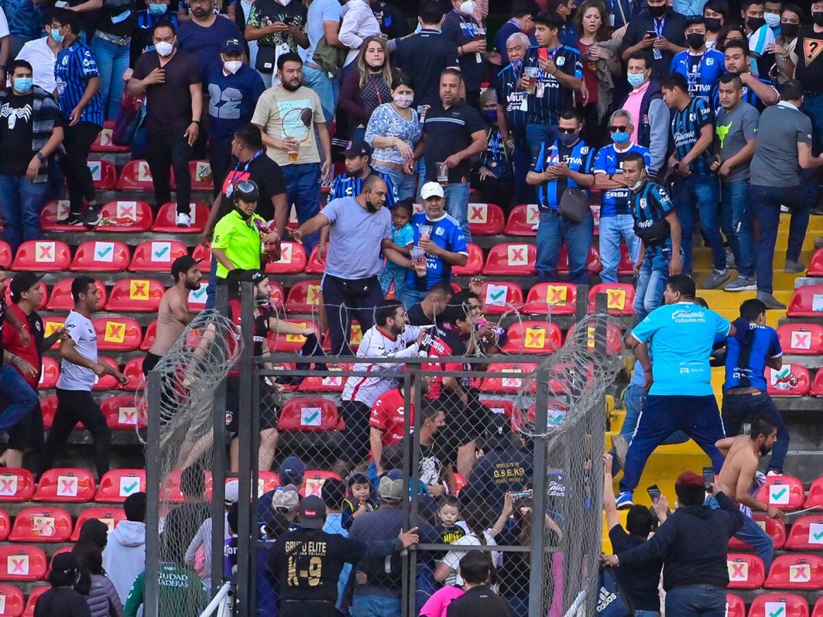 Diario Mucho Víspera De Todos Los Santos Las Peleas De Futbol Mas ...