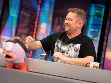 El 'super bombazo' de El Monaguillo en 'El Desafío': "Voy a tocar la batería con la banda de..." El 'super bombazo' de El Monaguillo en 'El Desafío': "Voy a tocar la batería con la banda de..."