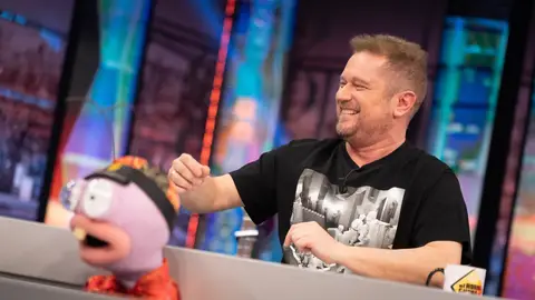 El 'super bombazo' de El Monaguillo en 'El Desafío': "Voy a tocar la batería con la banda de..." 'El Hormiguero 3.0'