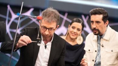 ¿Hasta qué punto resiste una telaraña? Su fuerza sorprende en 'El Hormiguero 3.0'