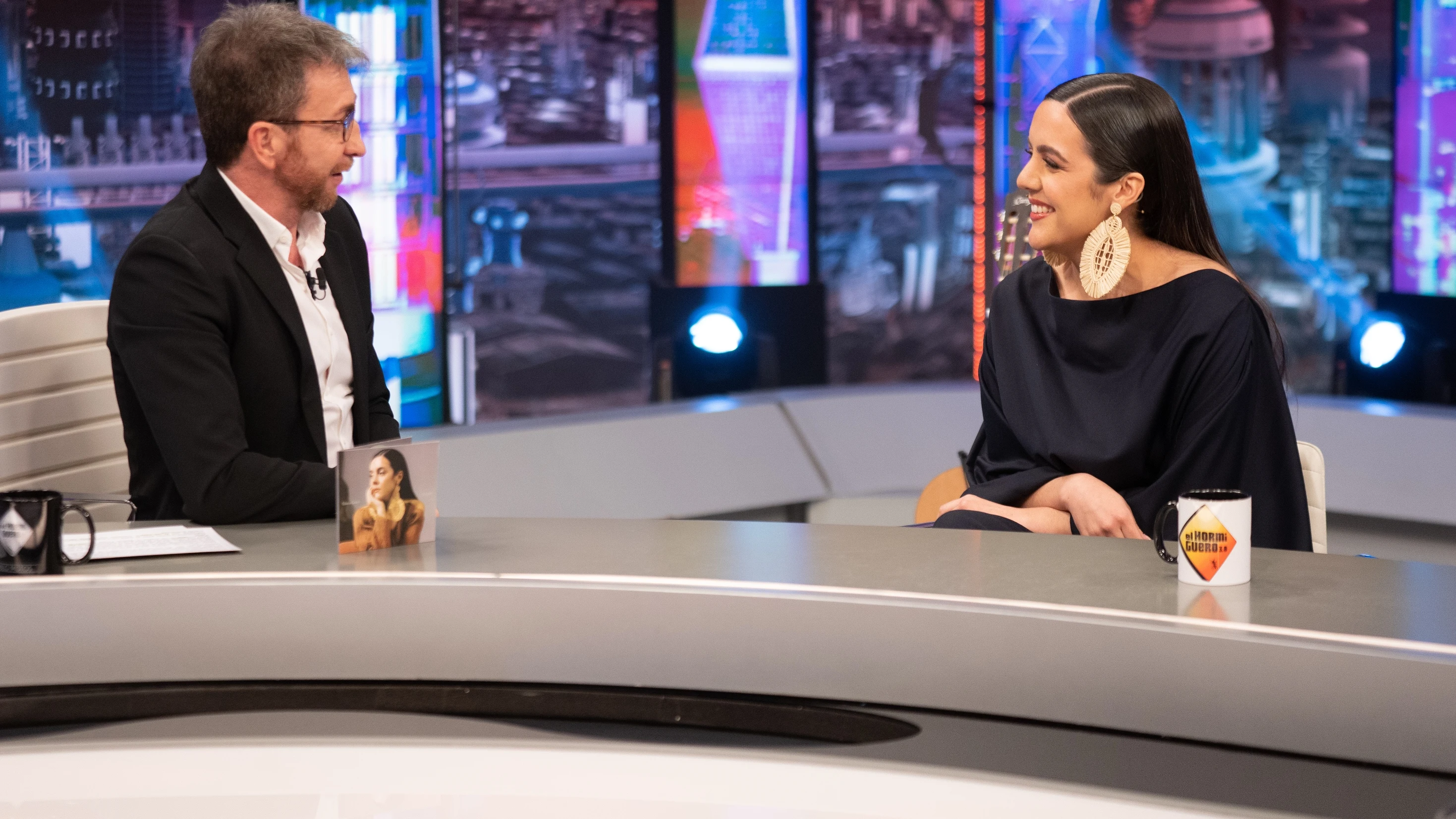 Valeria Castro explica la tragedia que vivió su familia por el volcán de la Palma 'El Hormiguero 3.0'