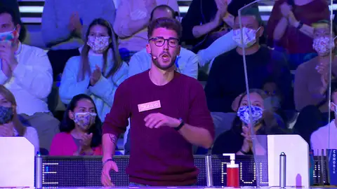 Sergio, el malagueño que contagia el arte en La ruleta de la suerte: “Me vengo arriba muy pronto” Mejores momentos | 9 de marzo