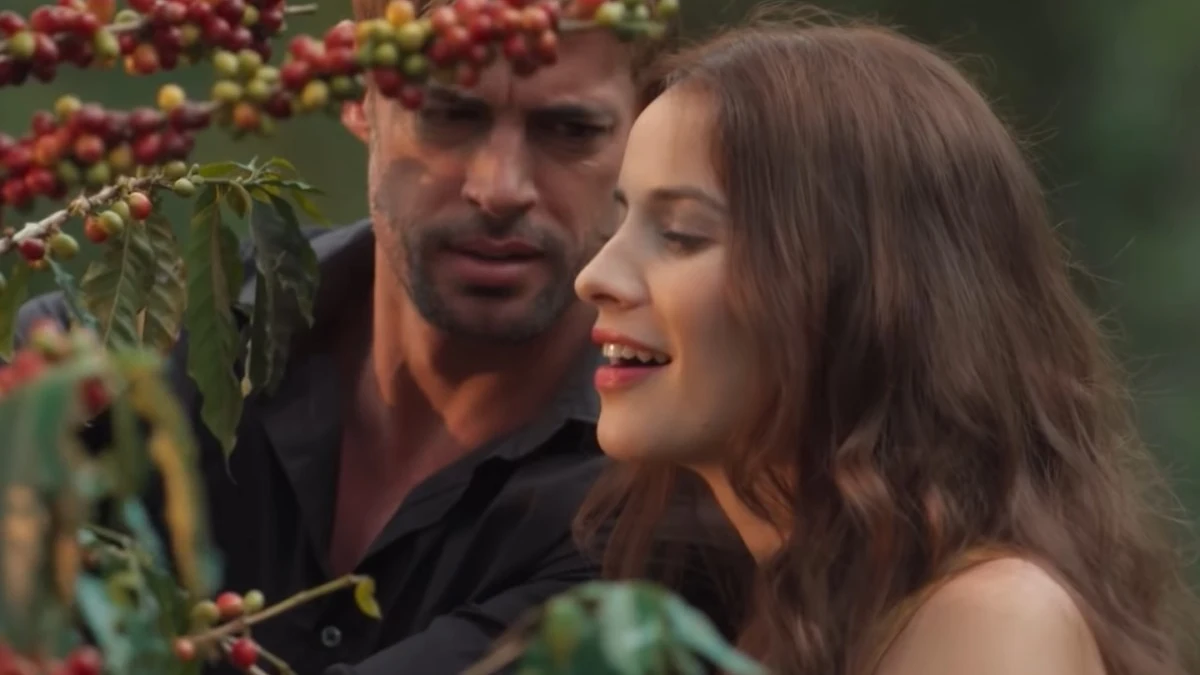 Laura Londoño y William Levy como Santiago y Gaviota en Café con aroma de mujer Laura Londoño y William Levy como Santiago y Gaviota en Café con aroma de mujer