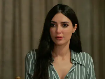 Demir se enfrenta a Müjgan tras descubrir la verdad: “¿Por qué disparaste a Züleyha?” Demir se enfrenta a Müjgan tras descubrir la verdad: “¿Por qué disparaste a Züleyha?”