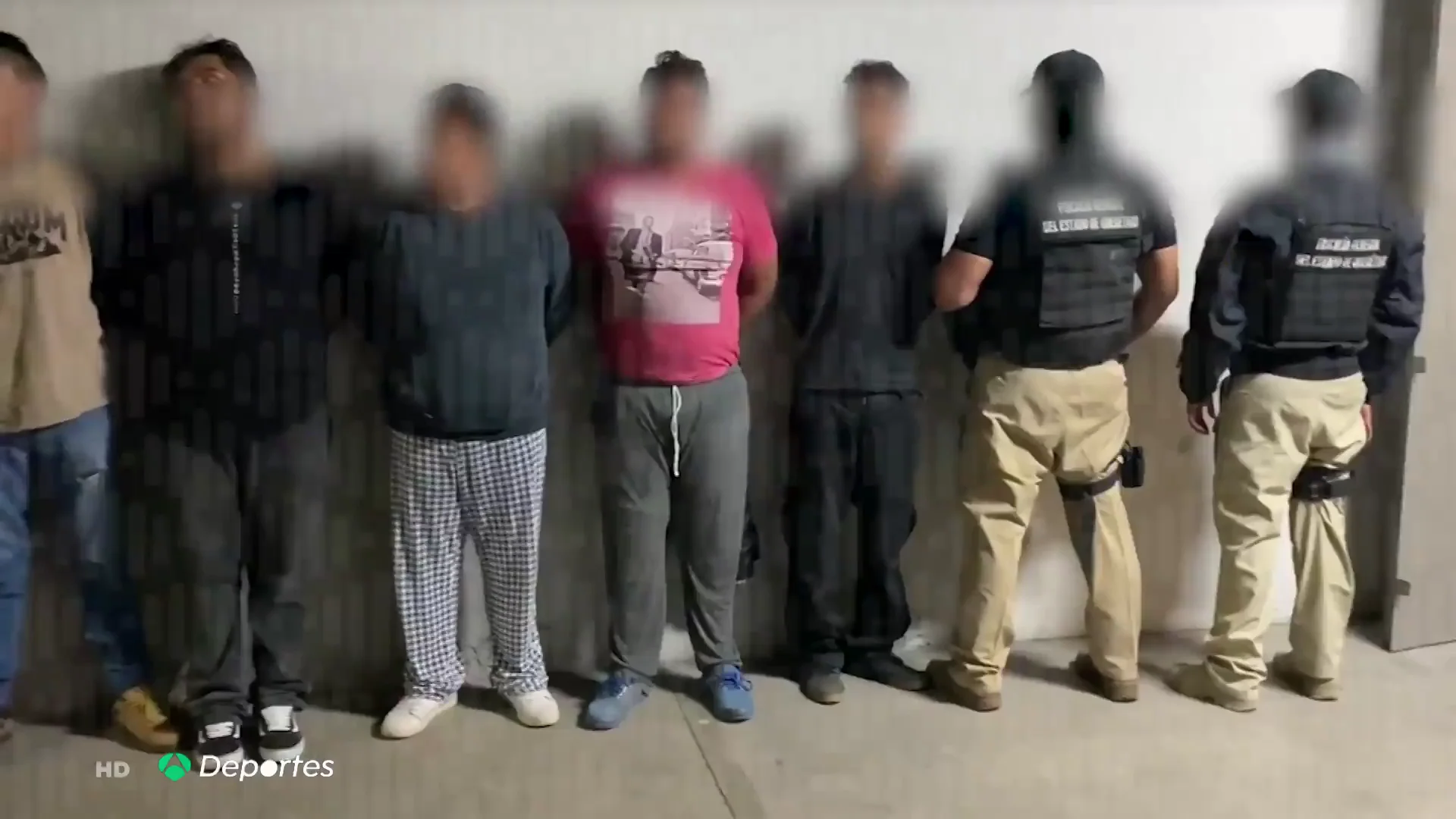 14 detenidos como presuntos responsables de la batalla campal entre hinchas del Querétaro y el Atlas en México 14 detenidos como presuntos responsables de la batalla campal entre hinchas del Querétaro y el Atlas en México