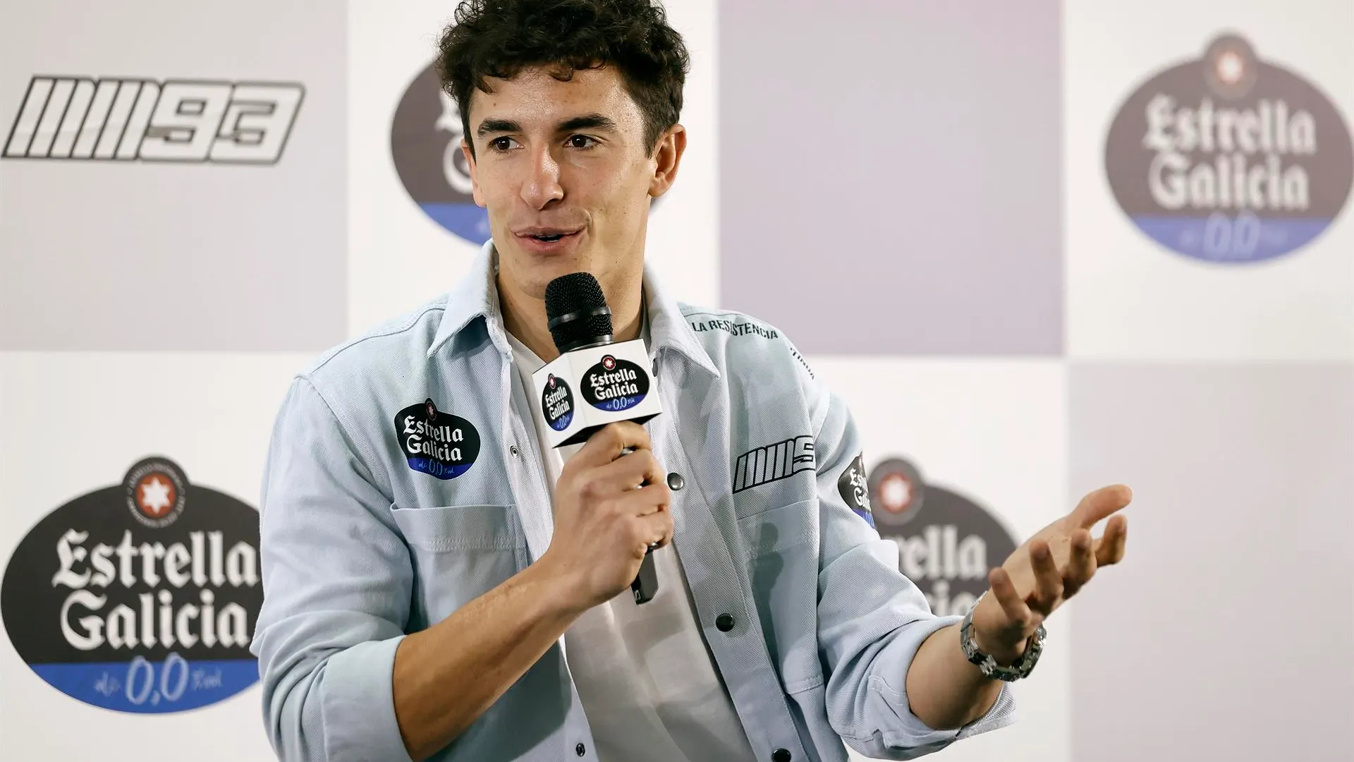 Marc M&aacute;rquez, durante el acto de Estrella Galicia
