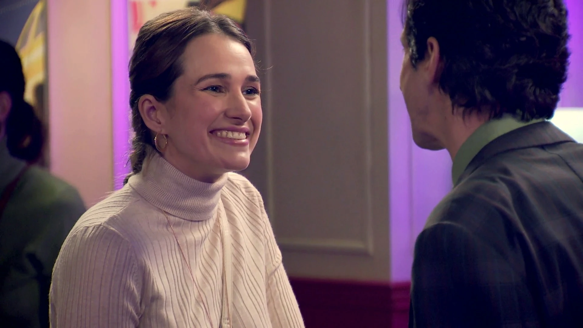 Julieta llega al King´s y conoce a Emilio: “Hoy estoy de suerte” 