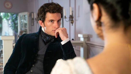 Jonathan Bailey como Anthony Bridgerton