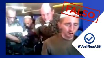 El vídeo de los soldados de Ucrania rendidos cantando el Himno de la Unión Soviética en Kiev