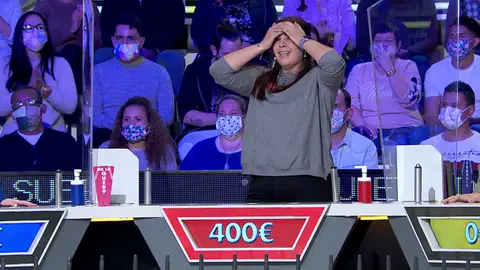 ¡Qué sufrimiento! Aida demuestra que el riesgo puede llevarte a la gloria en La ruleta de la suerte Mejores momentos | 10 de marzo