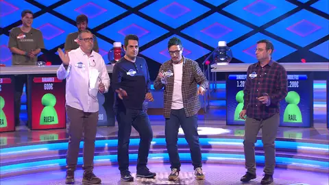 Los ‘Sindulfos’ reparan su fallo bailando ‘Mi gran noche’… ¡con auténtica devoción! Los ‘Sindulfos’ reparan su fallo bailando ‘Mi gran noche’… ¡con auténtica devoción!