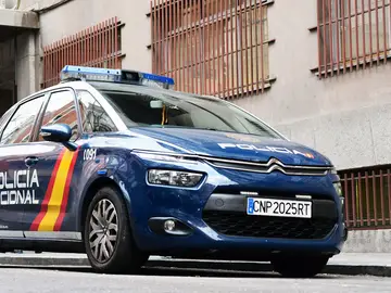 Coche de Policía Nacional Coche de Policía Nacional