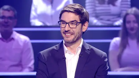 ¿Cómo es hacerlo en un coche? La fantasía más 'hot' de Juanra Bonet y Filete en ‘¿Quién quiere ser millonario?’ ¿Cómo es hacerlo en un coche? La fantasía más 'hot' de Juanra Bonet y Filete en ‘¿Quién quiere ser millonario?’