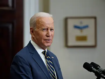 El presidente de Estados Unidos, Joe Biden, habla en conferencia de prensa en la Casa Blanca en Washington (EE.UU.), este 11 de marzo de 2022. EFE