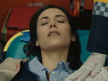 Esta noche en ‘Infiel’: Asya, en estado crítico tras recibir un disparo: ¿Se salvará? Esta noche en ‘Infiel’: Asya, en estado crítico tras recibir un disparo: ¿Se salvará?