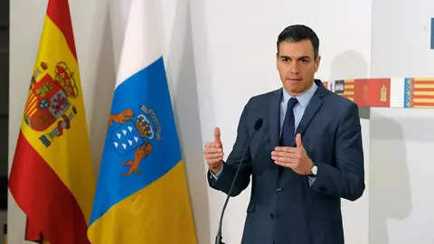 El presidente del Gobierno, Pedro Sánchez, durante su intervención en la reunión de la XXVI Conferencia de Presidentes se celebra este domingo en el Museo Arqueológico Benahoarita, en la localidad de Los Llanos de Aridane El presidente del Gobierno, Pedro Sánchez, durante su intervención en la reunión de la XXVI Conferencia de Presidentes se celebra este domingo en el Museo Arqueológico Benahoarita, en la localidad de Los Llanos de Aridane