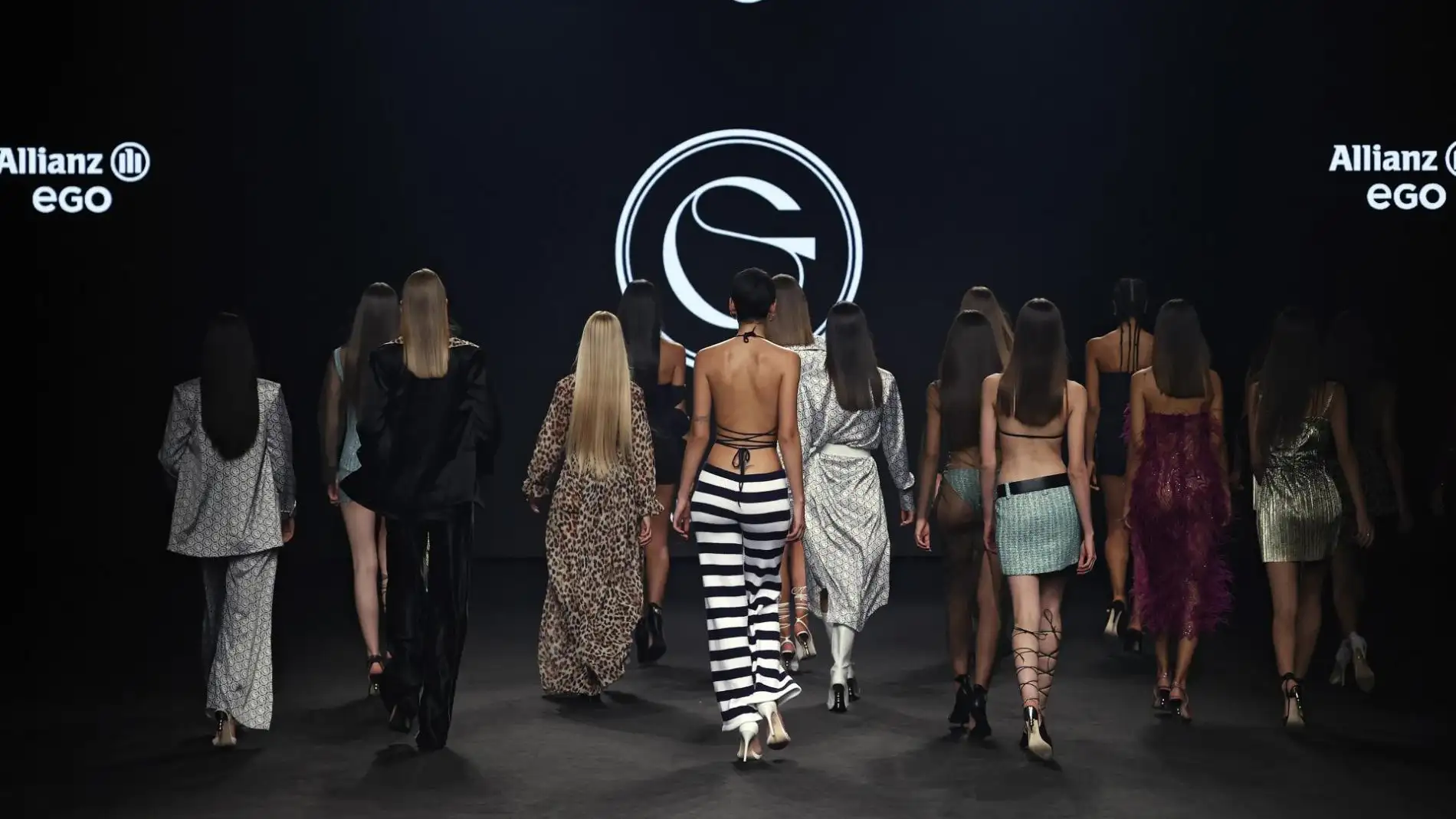 El fútbol femenino y la moda emergente unidos en la Mercedes-Benz Fashion Week MBFW