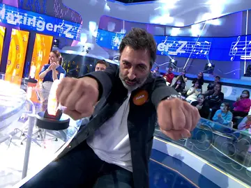 Para nostálgicos: Juan del Val lanza “¡Puños fuera!” para vencer a Juan Betancourt en ‘La Pista’ Para nostálgicos: Juan del Val lanza “¡Puños fuera!” para vencer a Juan Betancourt en ‘La Pista’