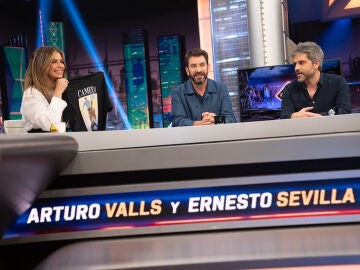 Arturo Valls y Ernesto Sevilla revelan los nuevos fichajes y cameos de 'Cámera café, la película': "Sale el Rey Emérito"
