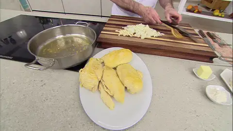 Dora las pechugas y resérvalas Dora las pechugas y resérvalas