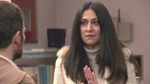 Clara descubre la gran farsa de Medina: “Esta es la última traición que voy a soportar en la vida” Clara descubre la gran farsa de Medina: “Esta es la última traición que voy a soportar en la vida”