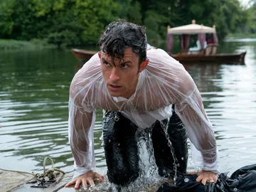 Jonathan Bailey como Anthony Bridgerton en la temporada 2 Jonathan Bailey como Anthony Bridgerton en la temporada 2