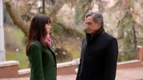 Uriarte amenaza a Paloma: "La felicidad de tu familia está en tus manos" Uriarte amenaza a Paloma: "La felicidad de tu familia está en tus manos"