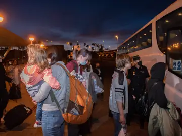 Avisos en Berlín y Varsovia por el posible tráfico de mujeres y niños refugiados de Ucrania Avisos en Berlín y Varsovia por el posible tráfico de mujeres y niños refugiados de Ucrania
