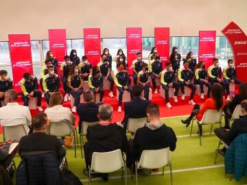 Presentación de la selección española que competirá del 18 al 20 en los mundiales en pista cubierta de Belgrado