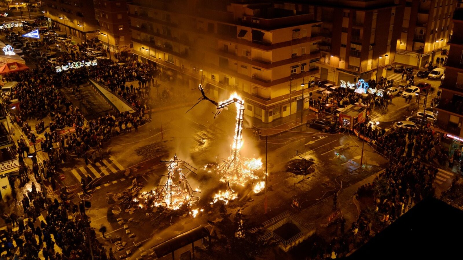 Las Fallas dejan en Valencia un impacto económica de cerca de 900 millones de euros y 6.500 empleos