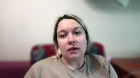 Marina, embarazada de 40 semanas, nos cuenta cómo vive en un búnker en Kiev, refugiada de la guerra en Ucrania Marina, embarazada de 40 semanas, nos cuenta cómo vive en un búnker en Kiev, refugiada de la guerra en Ucrania