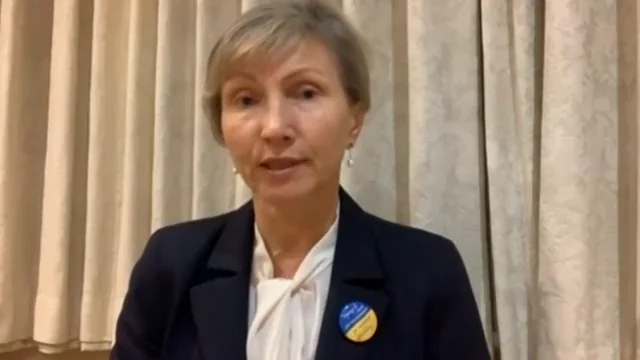 La viuda del ex-espía Aleksander Litvinenko: "Putin fue elegido para devolver Rusia a la Unión Soviética" La viuda del ex-espía Aleksander Litvinenko: "Putin fue elegido para devolver Rusia a la Unión Soviética"