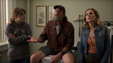 Emilia Jones, Troy Kotsur y Marlee Matlin en 'Coda'
