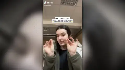 Valeria Shashenok, la 'tiktoker' ucraniana que se ha vuelto viral por contar su día a día bajo el asedio ruso Valeria Shashenok, la 'tiktoker' ucraniana que se ha vuelto viral por contar su día a día bajo el asedio ruso