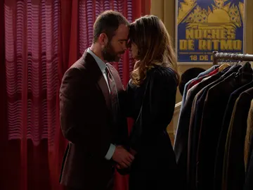 ¿Coral y Fran, juntos de nuevo?: Un "te quiero" y un beso inolvidable ¿Coral y Fran, juntos de nuevo?: Un "te quiero" y un beso inolvidable